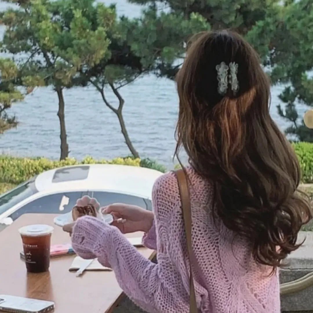 住在海边的猫头鹰